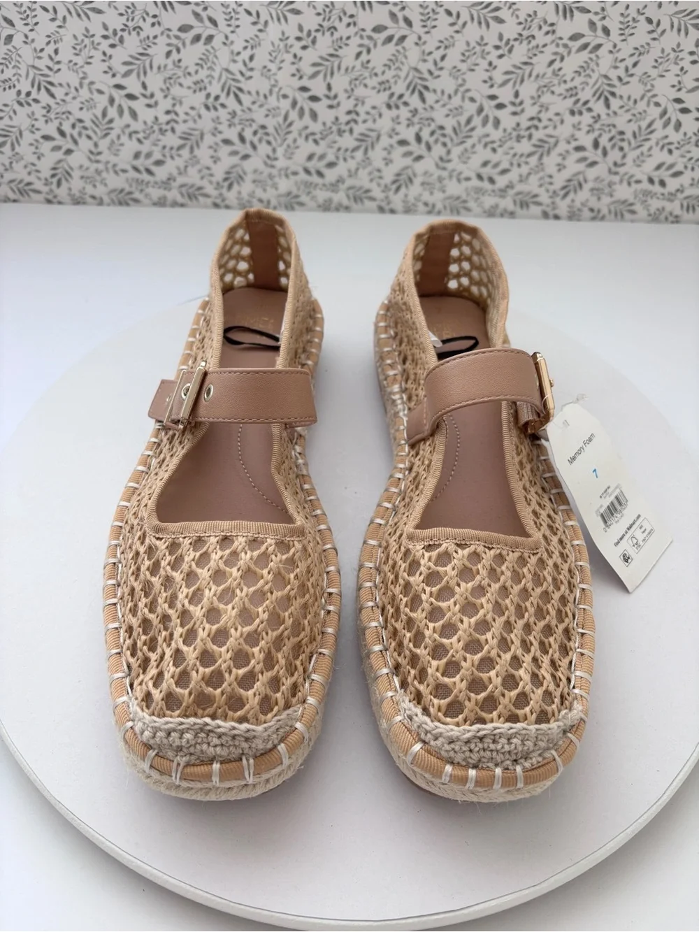 Time and Tru Raffia Espadrille Mary Jane Flats Womens 7 Memory Foam NWT